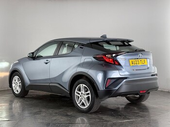 Used Toyota C-HR 2023 for sale - 77769874: Photo