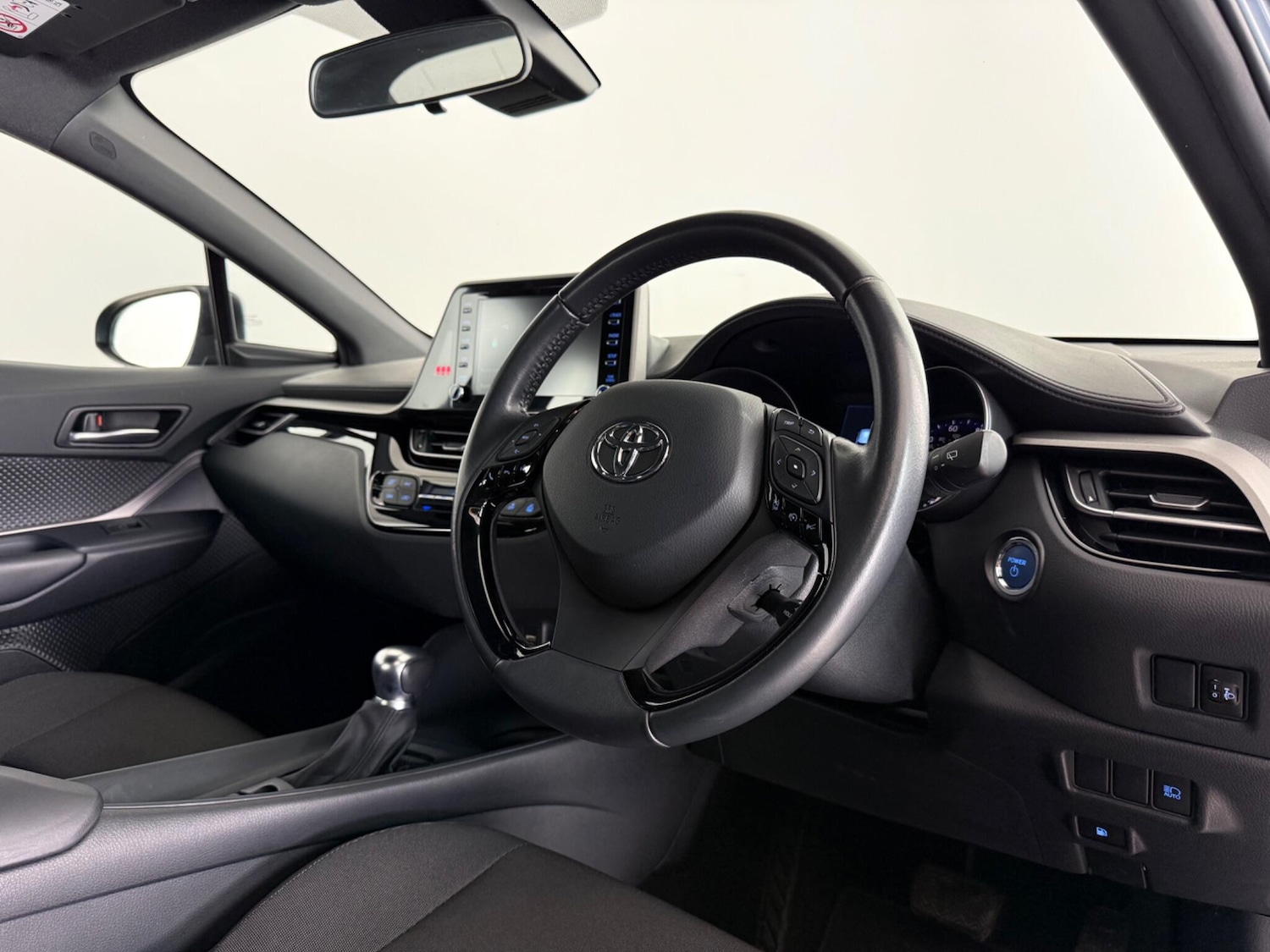 Used Toyota C-HR 2023 for sale - 77769874: Photo 7