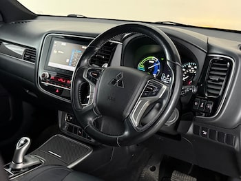 Used Mitsubishi Outlander 2021 for sale - 79388883: Photo