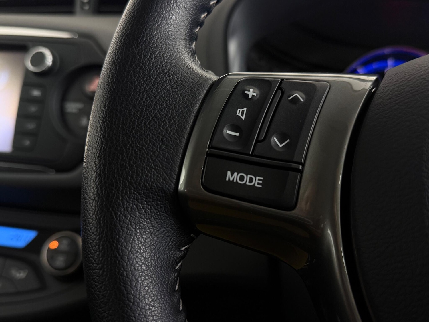 Used Toyota Yaris 2016 for sale - 77259945: Photo 16