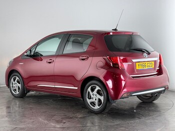 Used Toyota Yaris 2016 for sale - 77259945: Photo