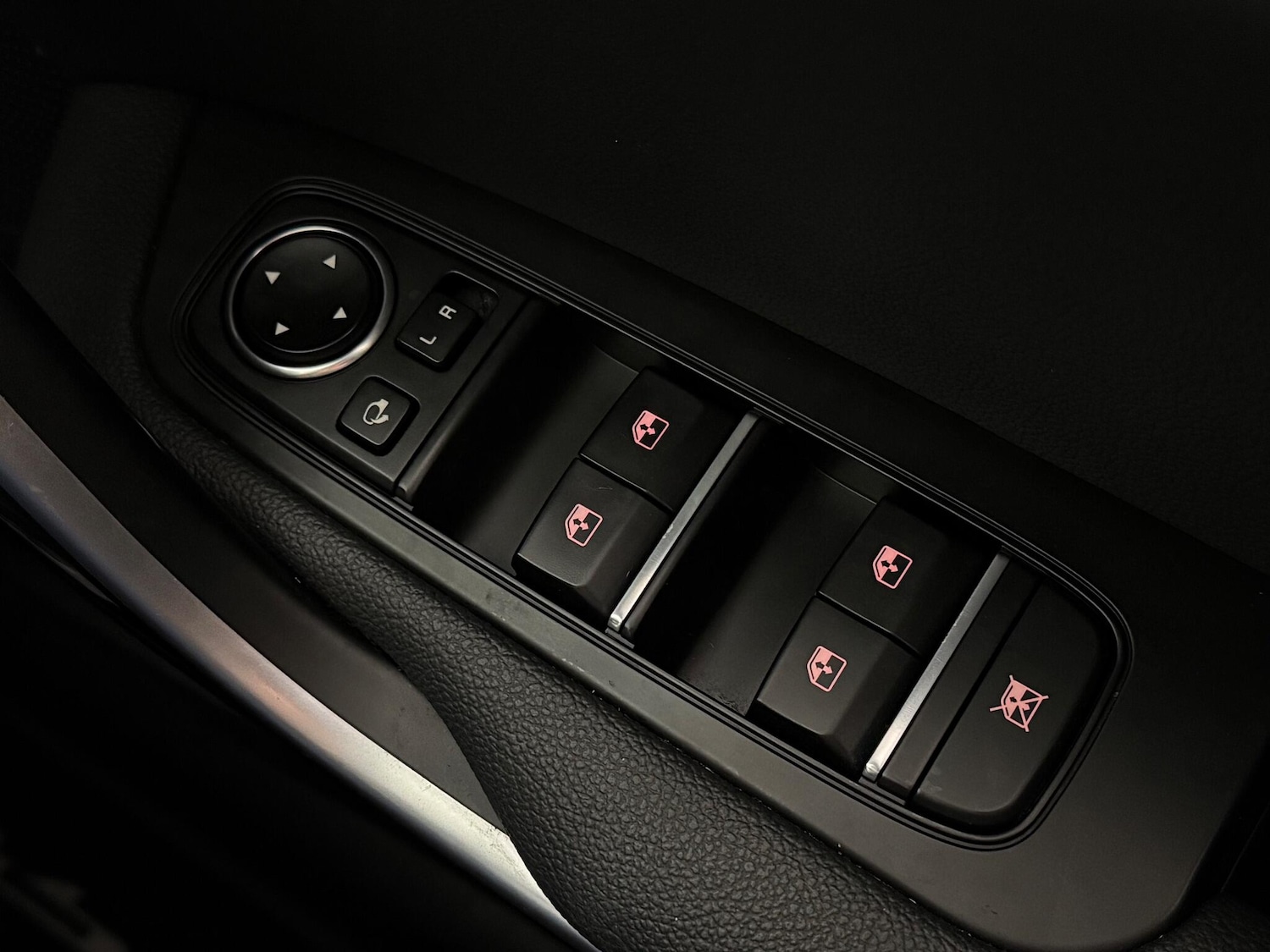 Used Kia XCeed 2023 for sale - 77246344: Photo 24