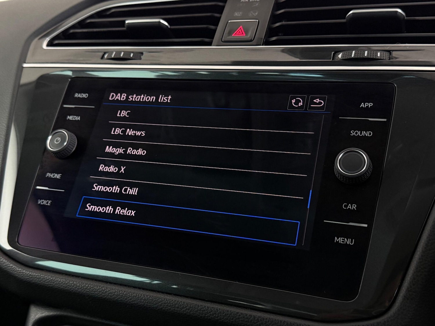 Used Volkswagen Tiguan 2018 for sale - 77260109: Photo 23