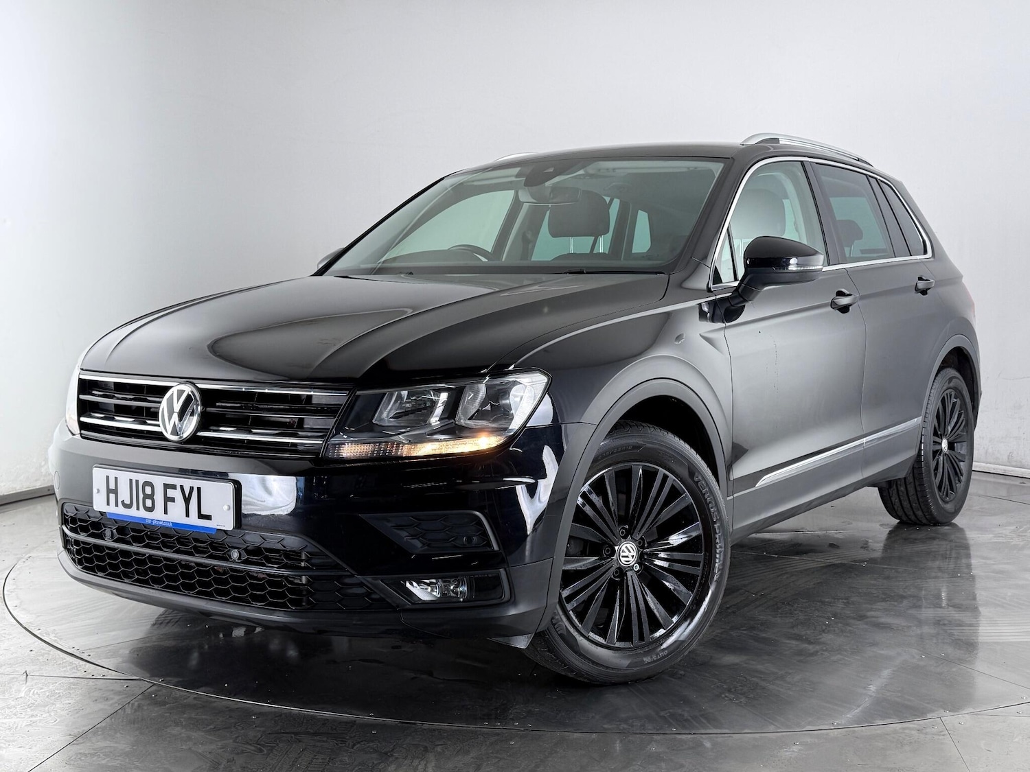 Used Volkswagen Tiguan 2018 for sale - 77260109: Photo 33