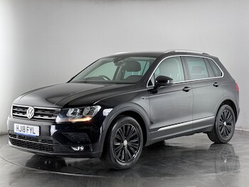 Used Volkswagen Tiguan 2018 for sale - 77260109: Photo