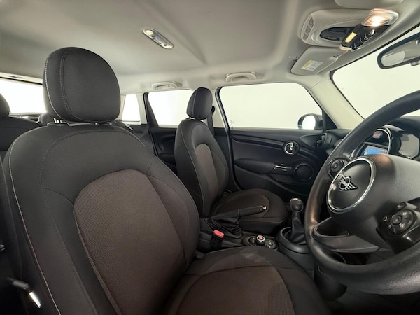 Used MINI Hatch 2019 for sale - 75292916: Photo 16