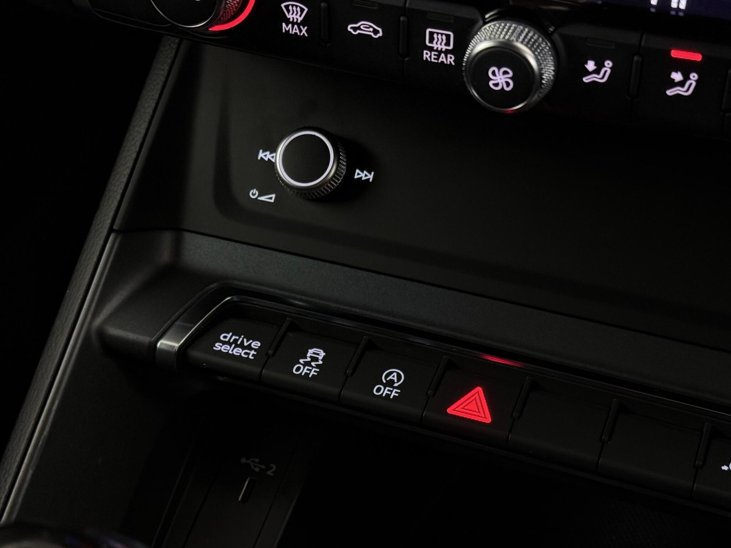 Used Audi Q3 2020 for sale - 77183045: Photo 30