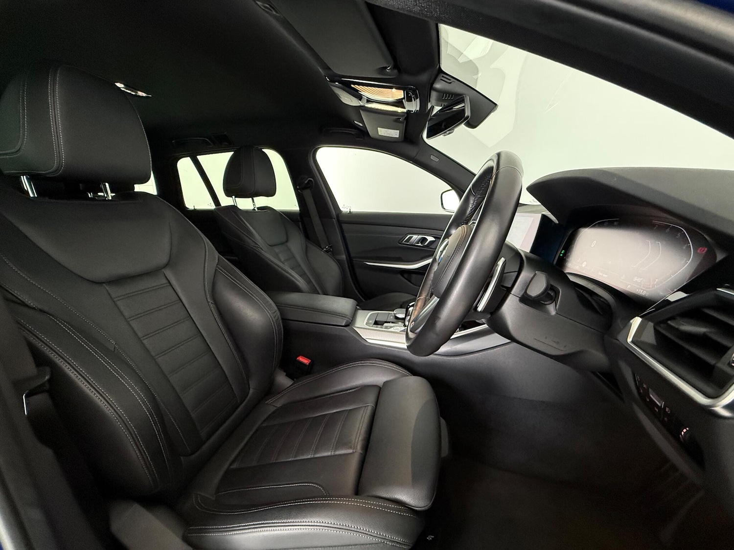 Used BMW 3 Series 2021 for sale - 77216944: Photo 13