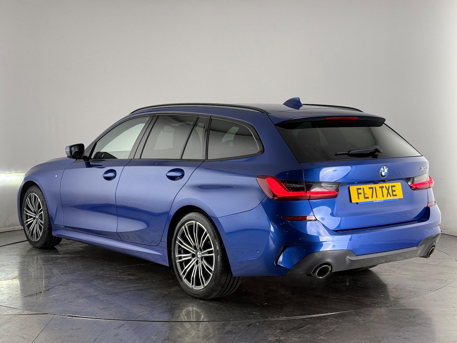 Used BMW 3 Series 2021 for sale - 77216944: Photo 3