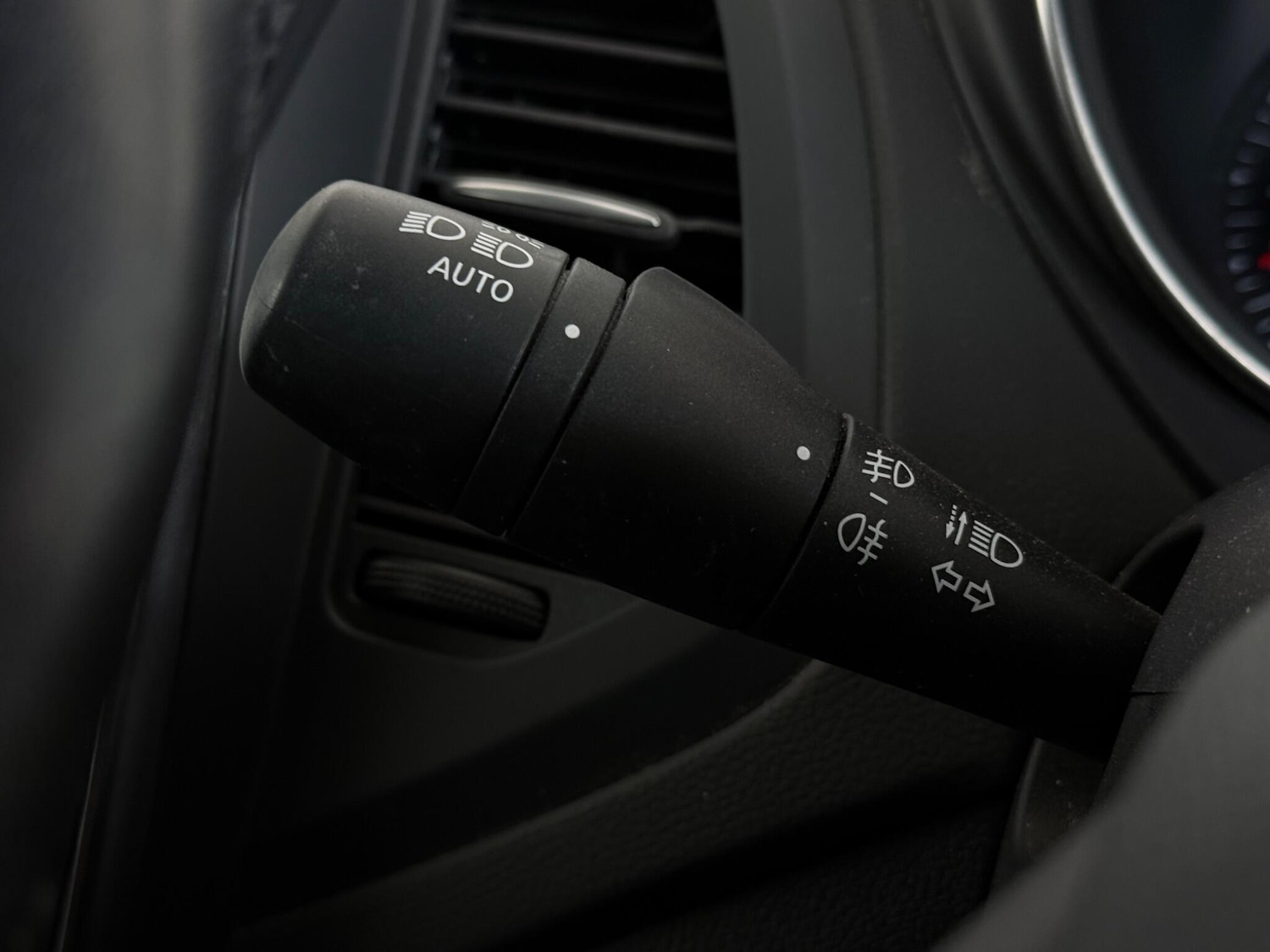 Used Renault Captur 2019 for sale - 77259538: Photo 18