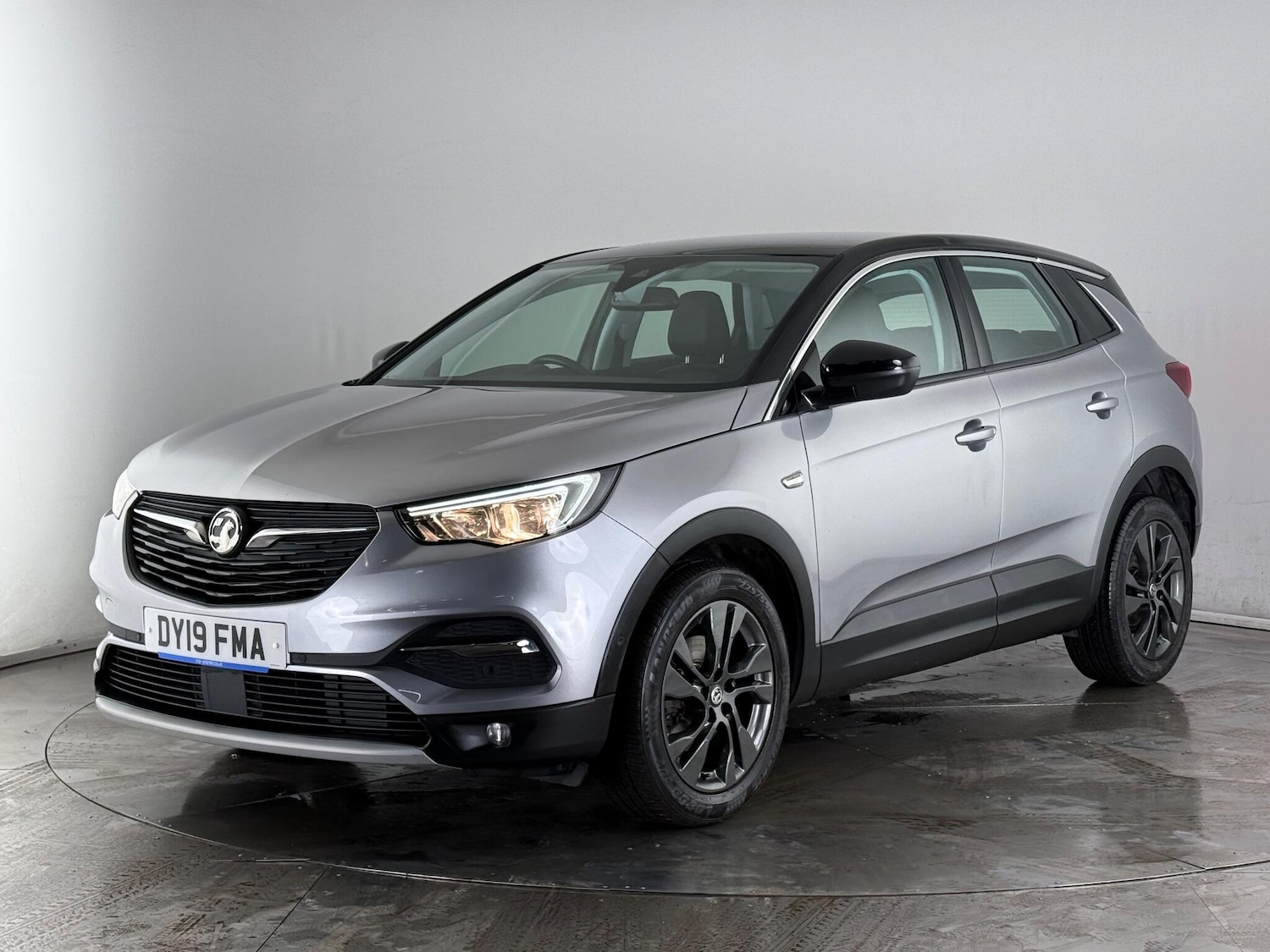 Used Vauxhall Grandland X 2019 for sale - 76942723: Photo 3