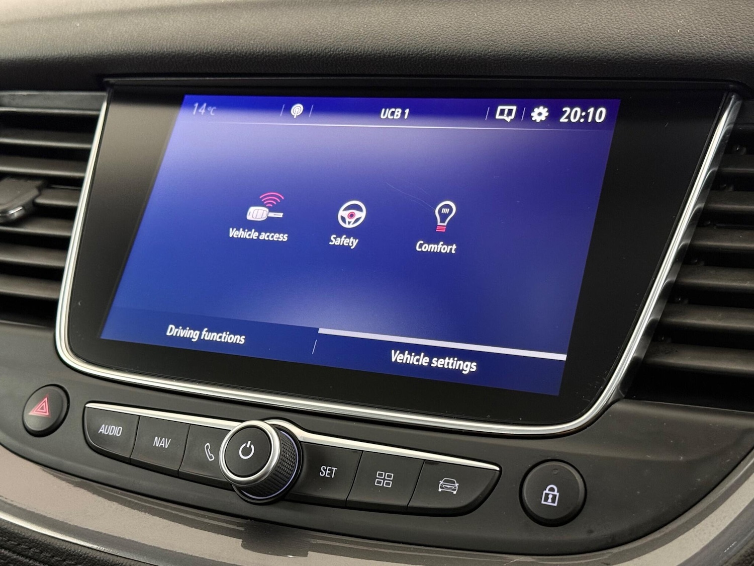 Used Vauxhall Grandland X 2019 for sale - 76942723: Photo 32