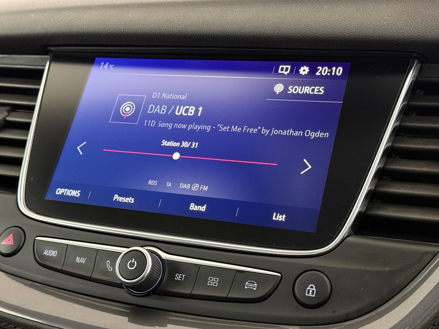 Used Vauxhall Grandland X 2019 for sale - 76942723: Photo 36