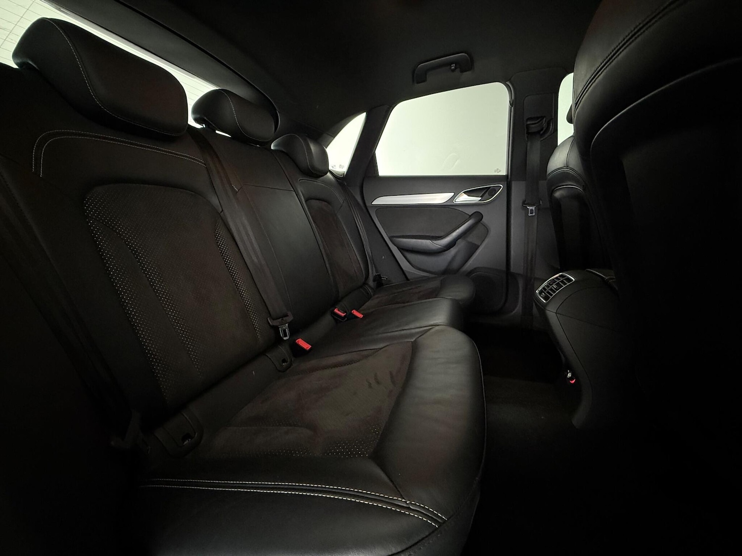 Used Audi Q3 2016 for sale - 77243203: Photo 16