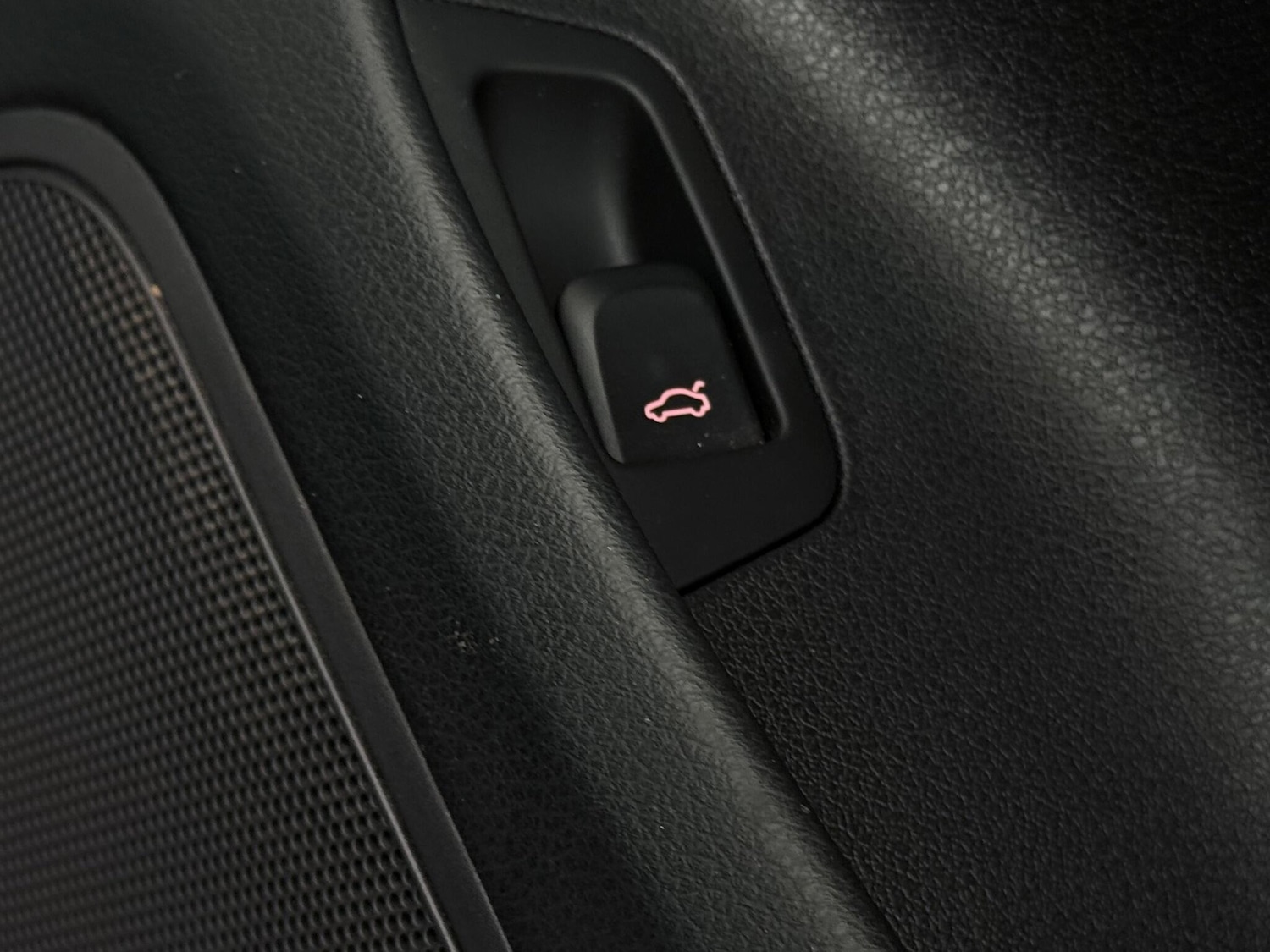 Used Audi Q3 2016 for sale - 77243203: Photo 27