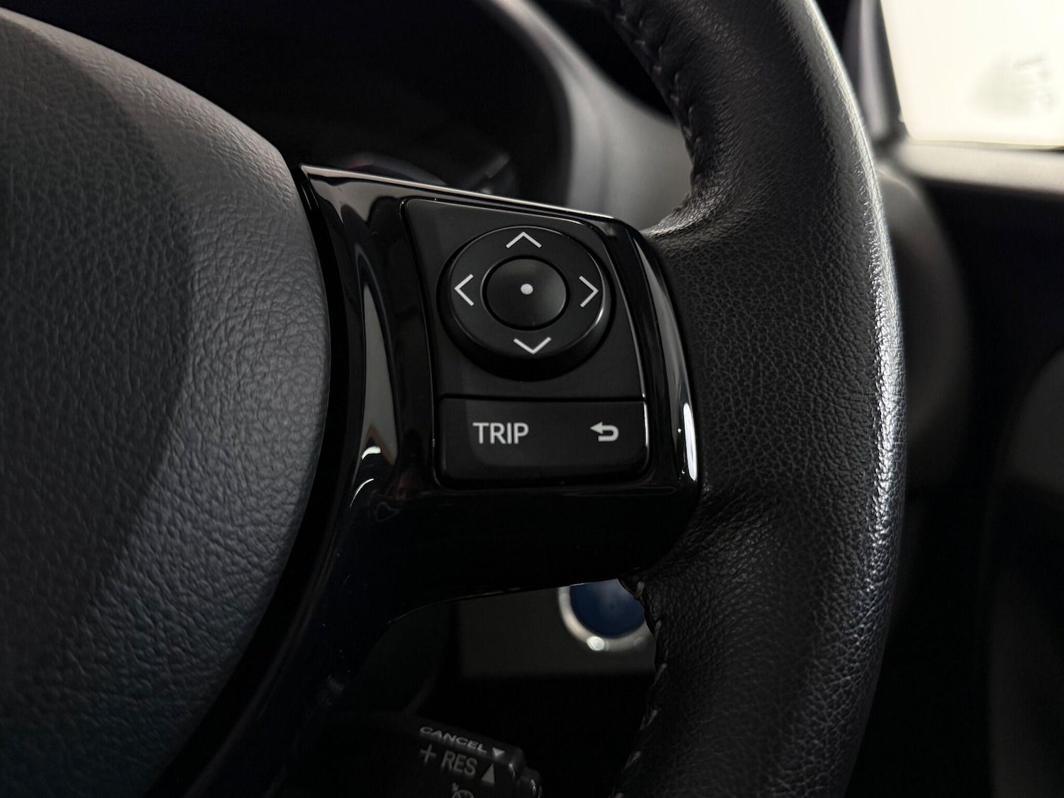 Used Toyota Yaris 2017 for sale - 76467404: Photo 22