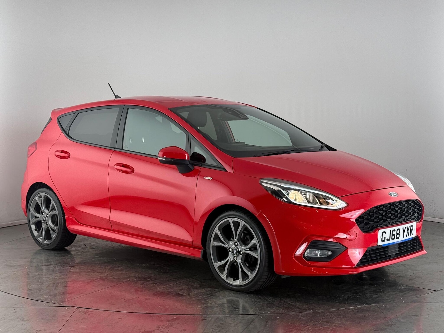 Used Ford Fiesta 2018 for sale - 76467452: Photo 1