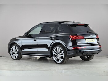 Used Audi Q5 2019 for sale - 78232198: Photo