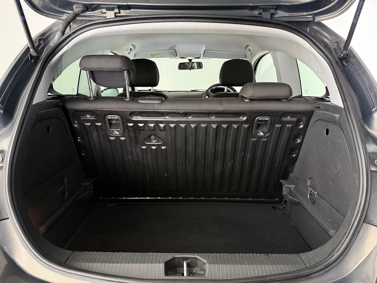 Used Vauxhall Corsa 2015 for sale - 77260007: Photo 6