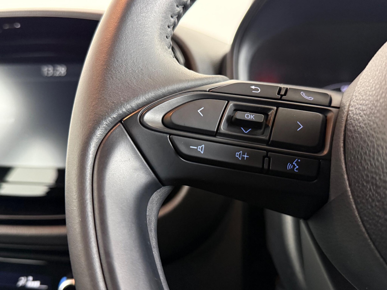 Used Toyota Aygo X 2023 for sale - 76467483: Photo 25