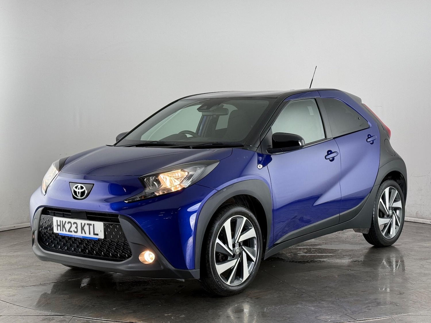 Used Toyota Aygo X 2023 for sale - 76467483: Photo 3