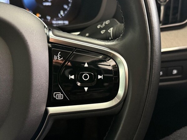 Used Volvo XC60 2019 for sale - 76256394: Photo 28