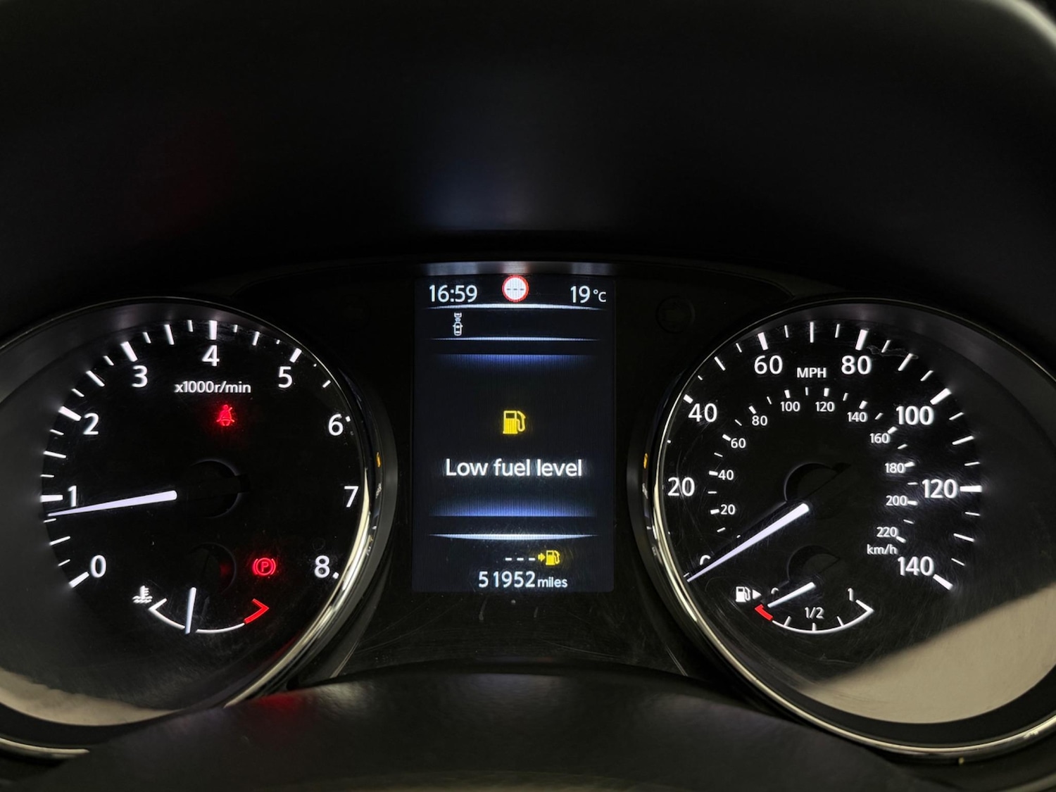 Used Nissan Qashqai 2016 for sale - 77216916: Photo 14