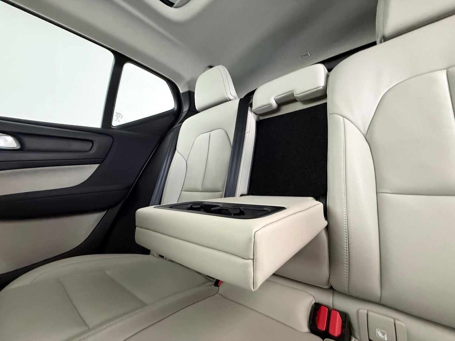 Used Volvo XC40 2020 for sale - 76466854: Photo 17