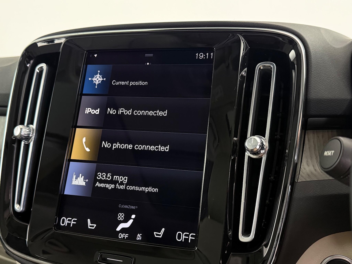 Used Volvo XC40 2020 for sale - 76466854: Photo 32