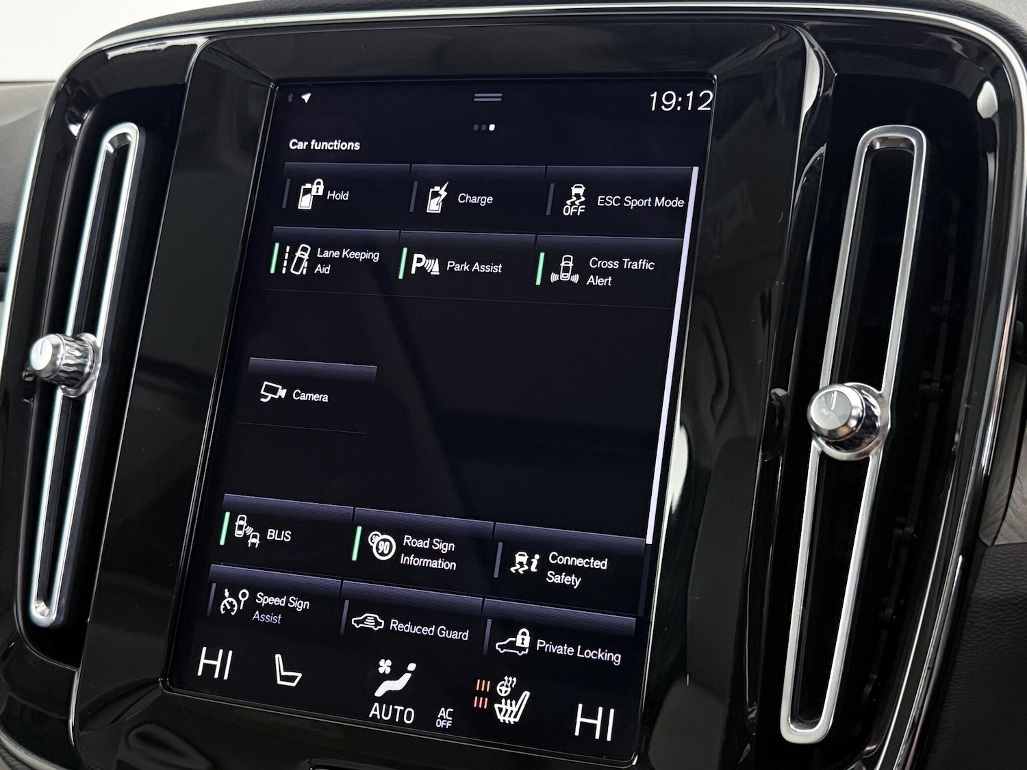 Used Volvo XC40 2020 for sale - 76466854: Photo 36