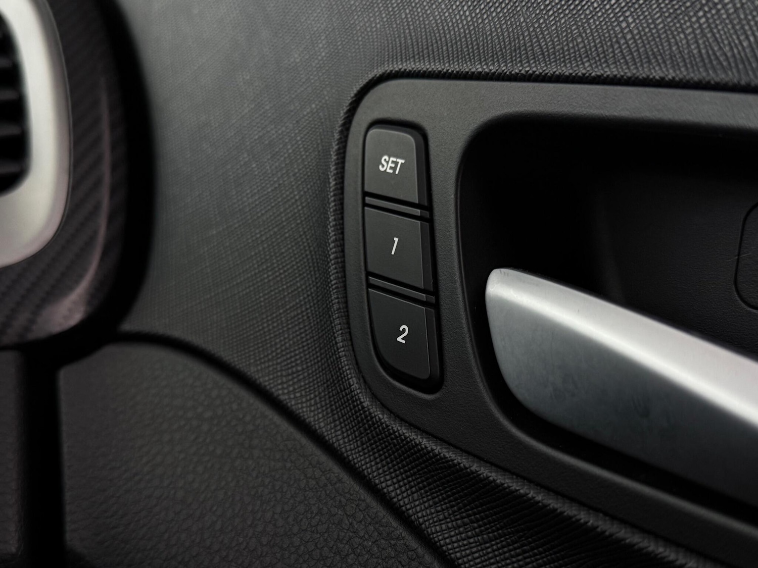 Used Hyundai Santa Fe 2015 for sale - 77629865: Photo 14