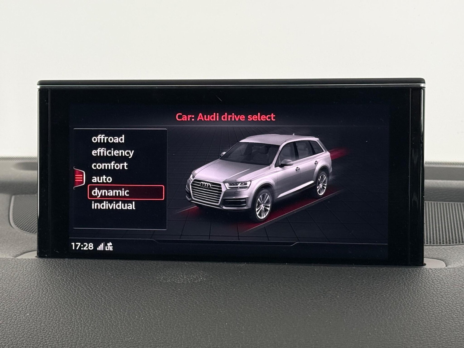 Used Audi Q7 2017 for sale - 76467020: Photo 36