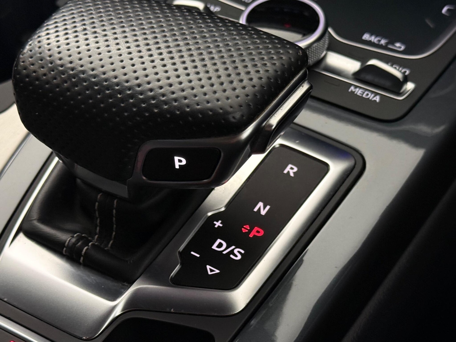 Used Audi Q7 2017 for sale - 76467020: Photo 46