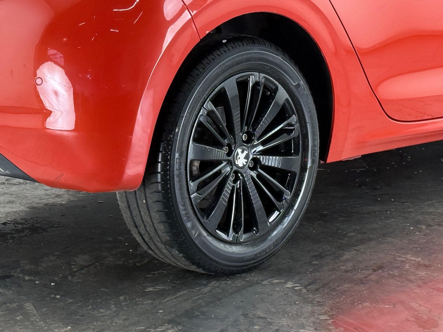 Used Peugeot 208 2018 for sale - 76467362: Photo 12