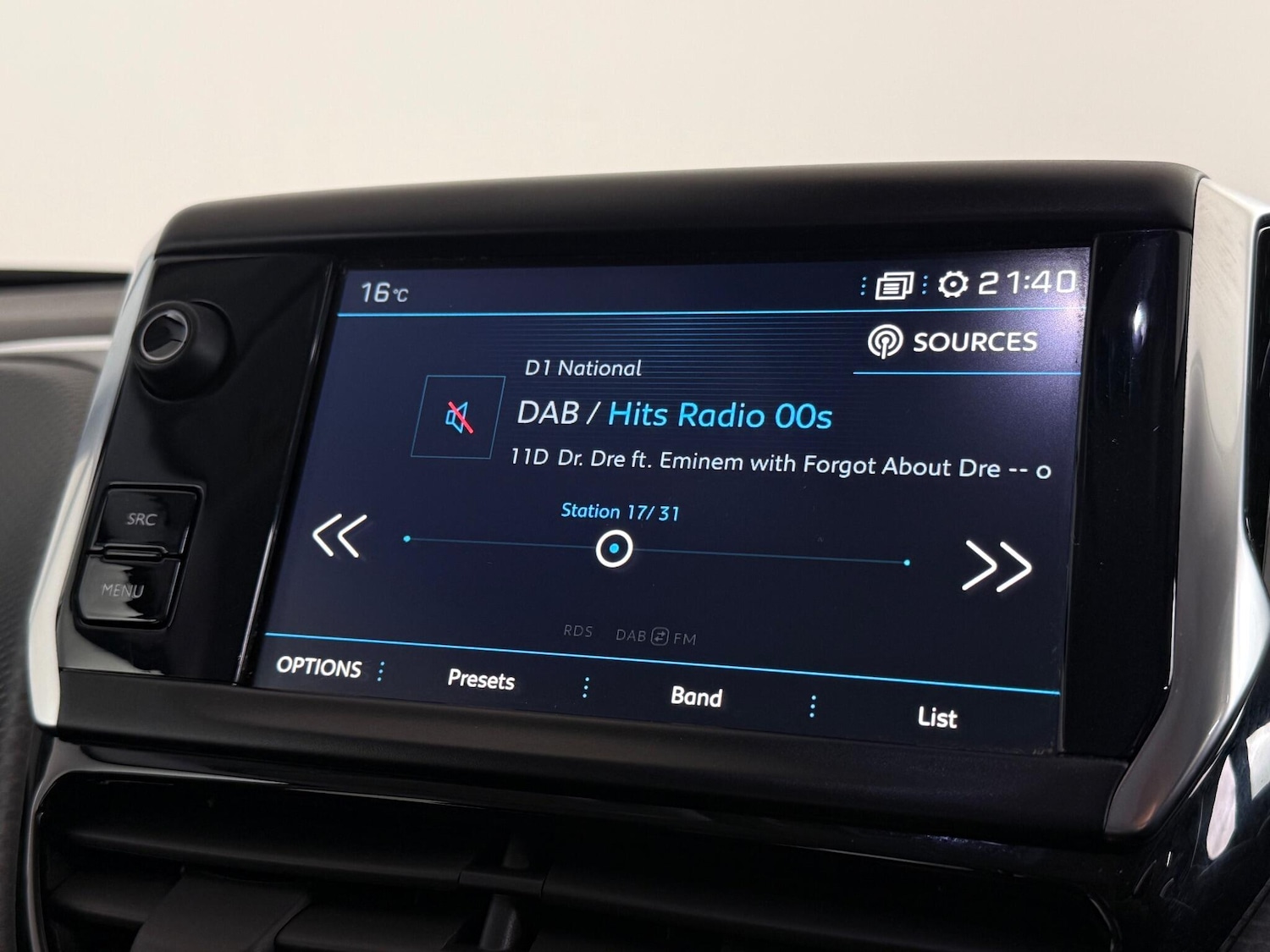 Used Peugeot 208 2018 for sale - 76467362: Photo 33