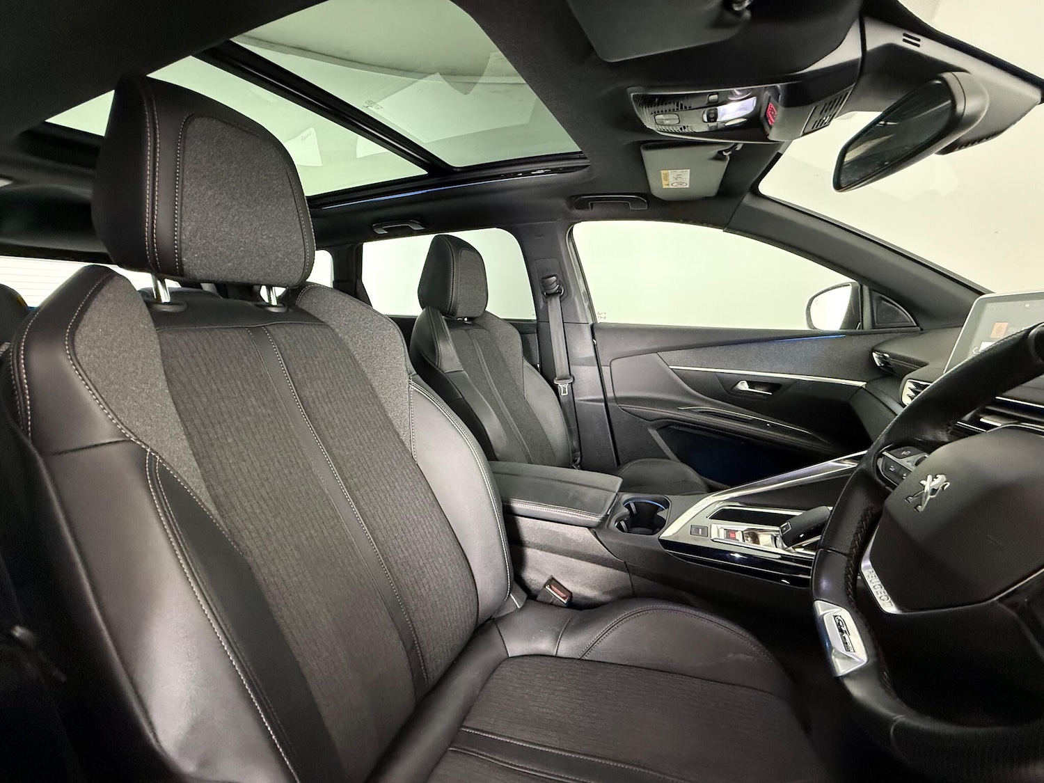 Used Peugeot 5008 2019 for sale - 77259944: Photo 12