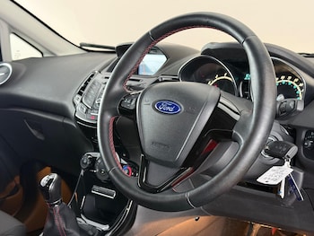 Used Ford Fiesta 2016 for sale - 79159172: Photo