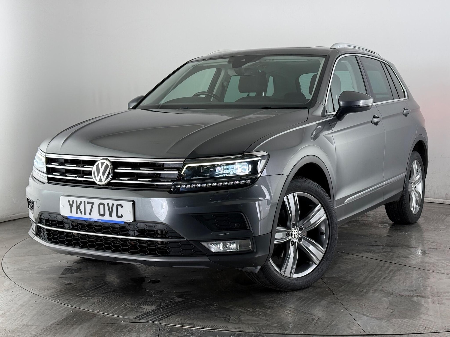 Used Volkswagen Tiguan 2017 for sale - 77260603: Photo 38