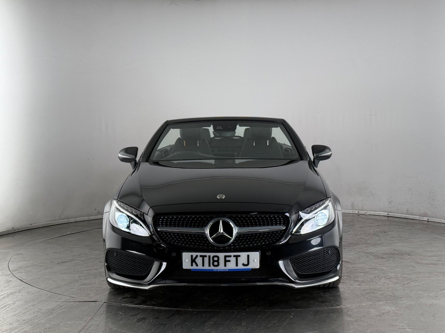 Used Mercedes-Benz C Class 2018 for sale - 77182839: Photo 2