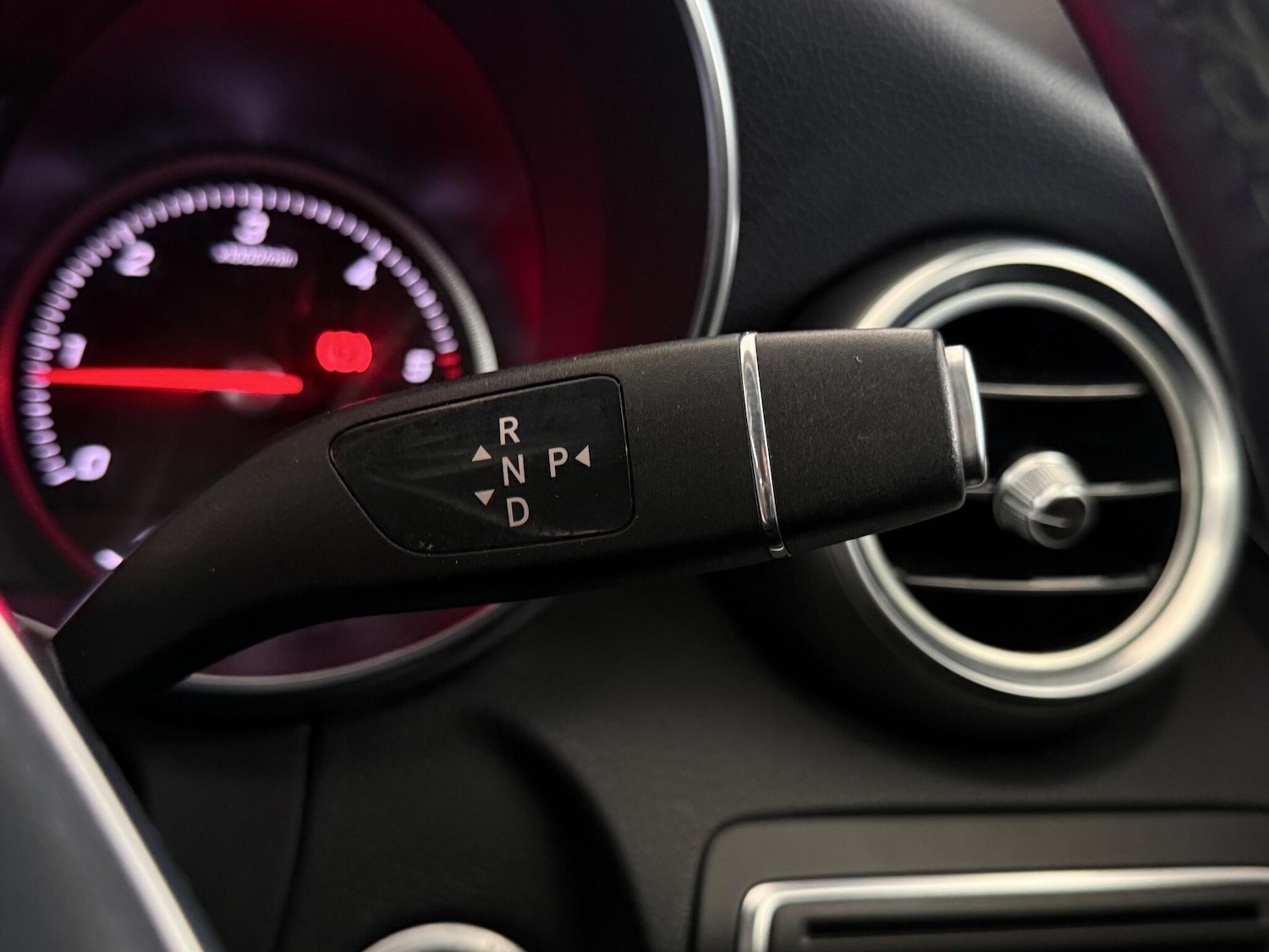 Used Mercedes-Benz C Class 2018 for sale - 77182839: Photo 25