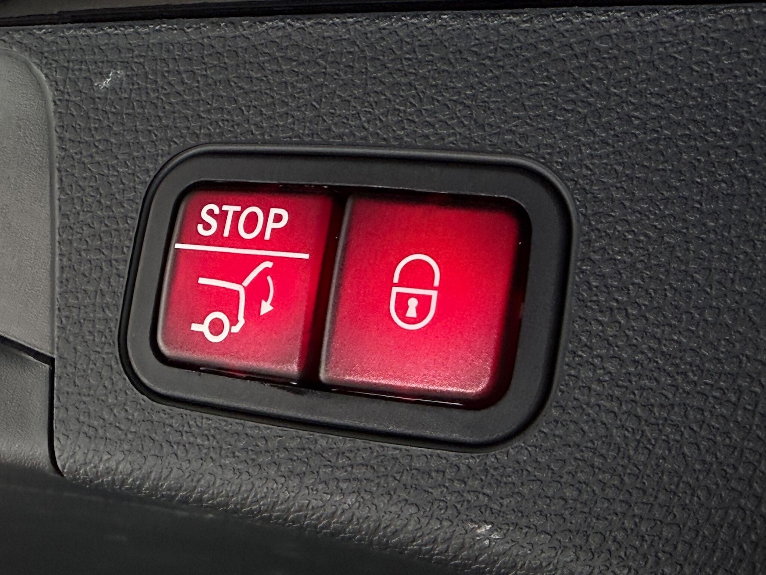 Used Mercedes-Benz C Class 2017 for sale - 77217312: Photo 11