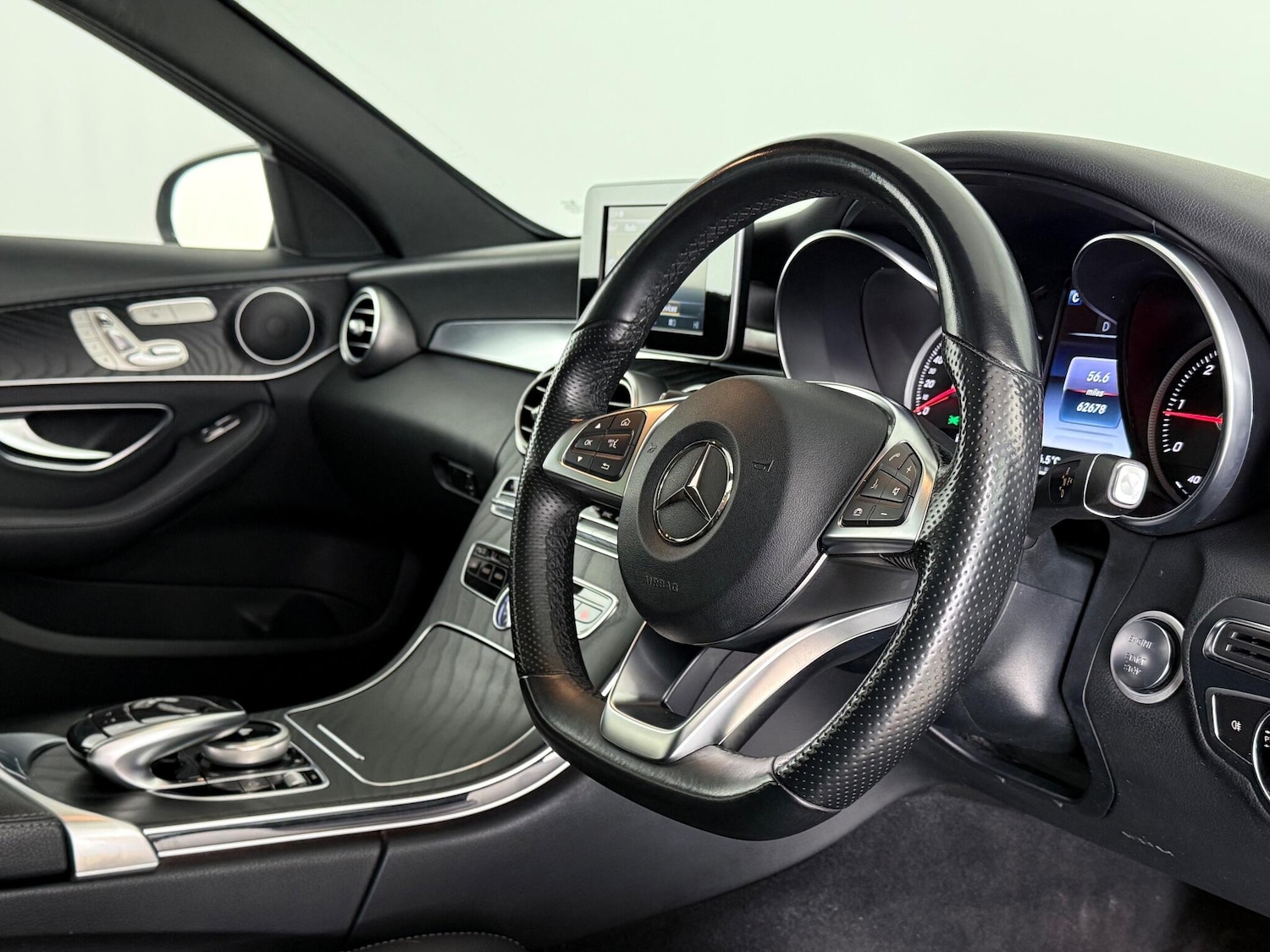 Used Mercedes-Benz C Class 2017 for sale - 77217312: Photo 21