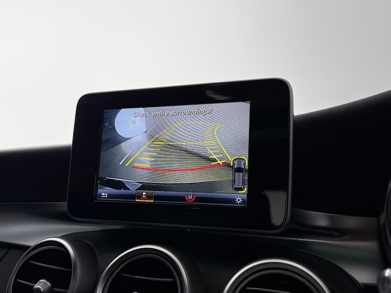 Used Mercedes-Benz C Class 2017 for sale - 77217312: Photo 32