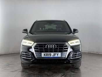 Used Audi Q5 2019 for sale - 77825348: Photo