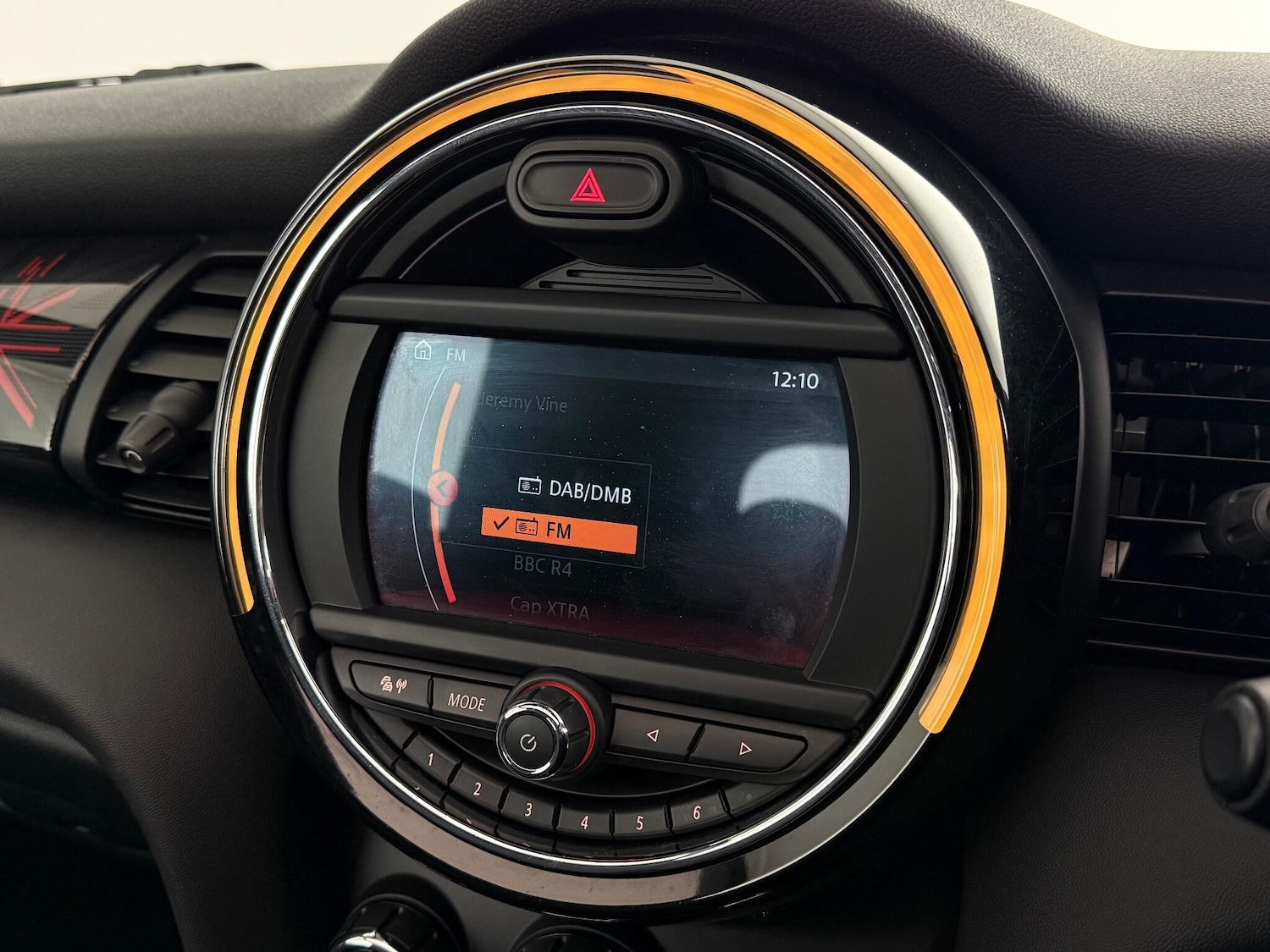 Used MINI Convertible 2020 for sale - 76620531: Photo 32