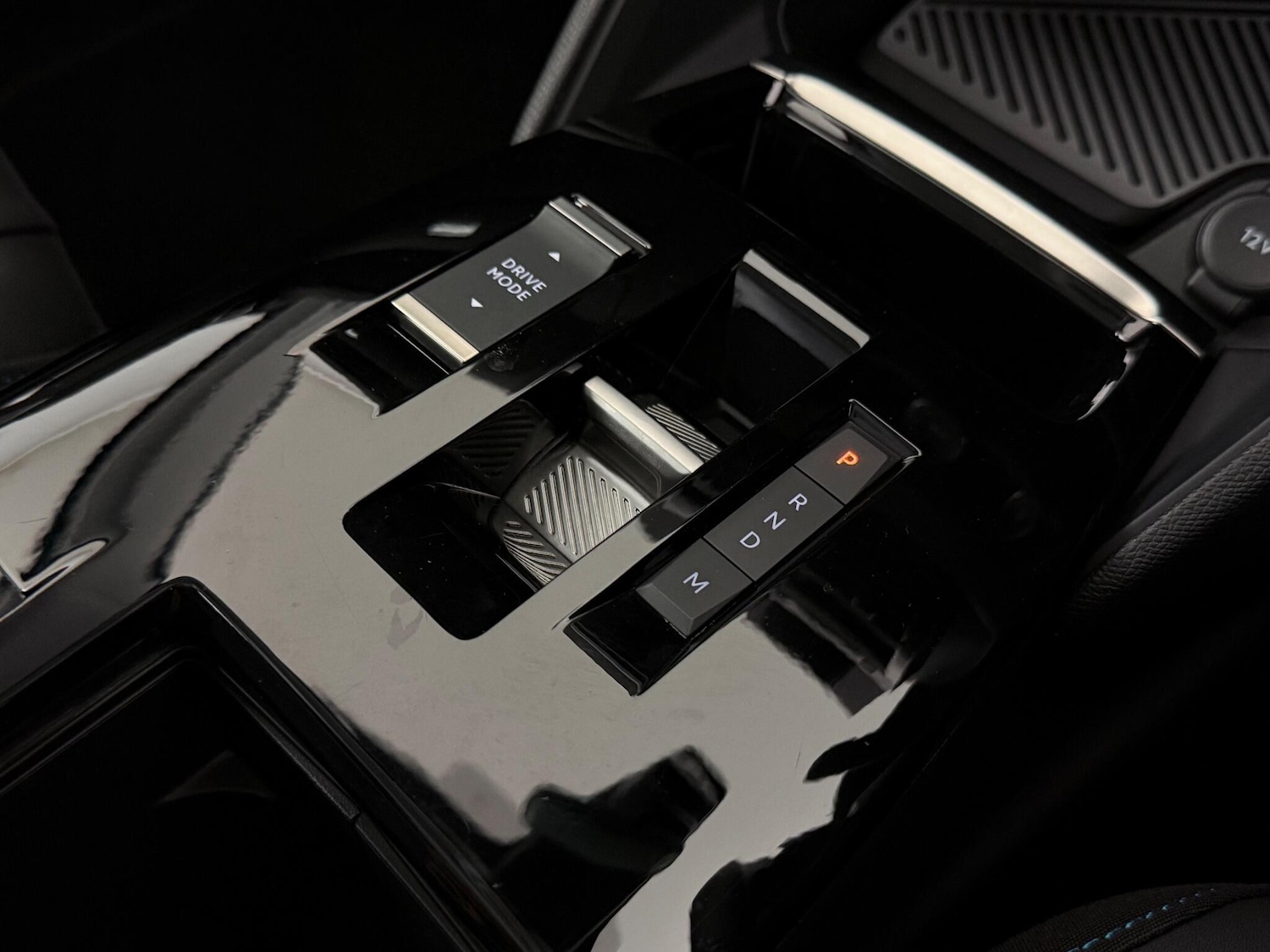 Used Mercedes-Benz GLA 2017 for sale - 77182611: Photo 38