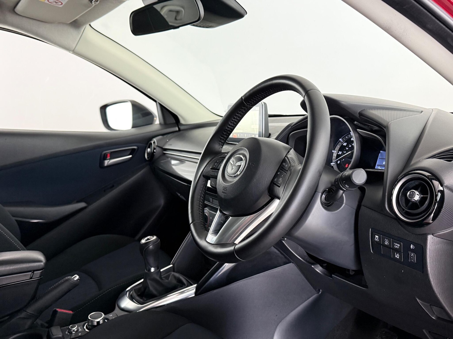 Used Mazda Mazda2 2016 for sale - 77246601: Photo 10
