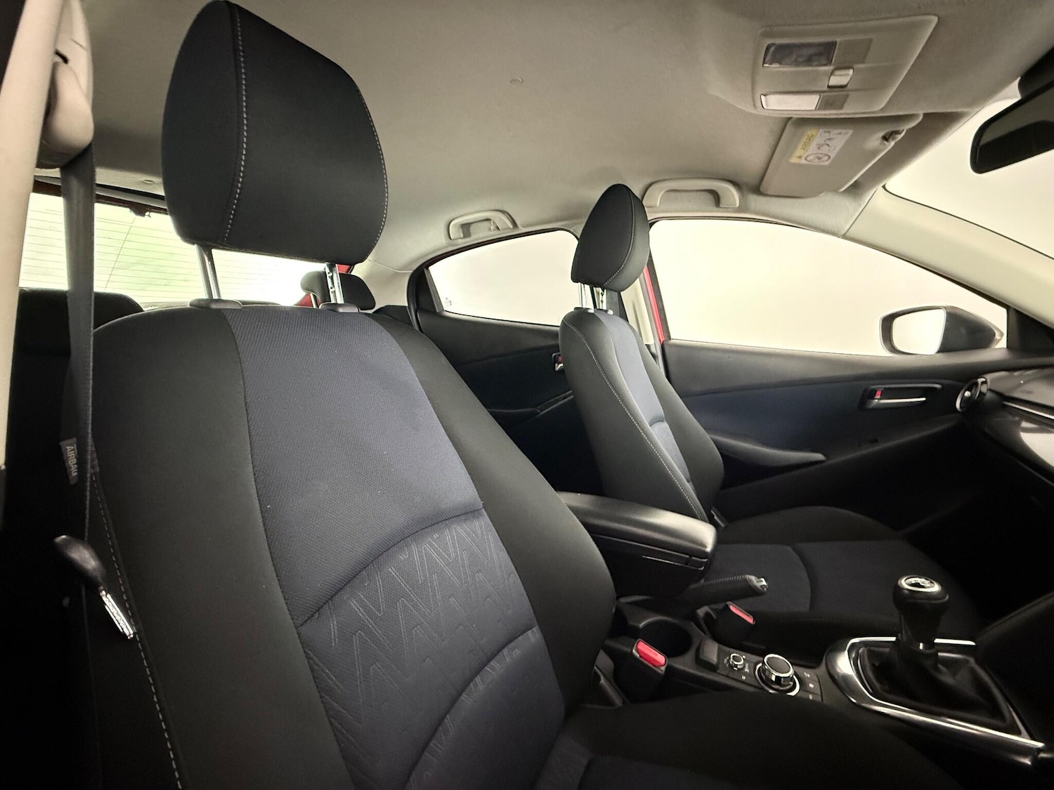 Used Mazda Mazda2 2016 for sale - 77246601: Photo 11