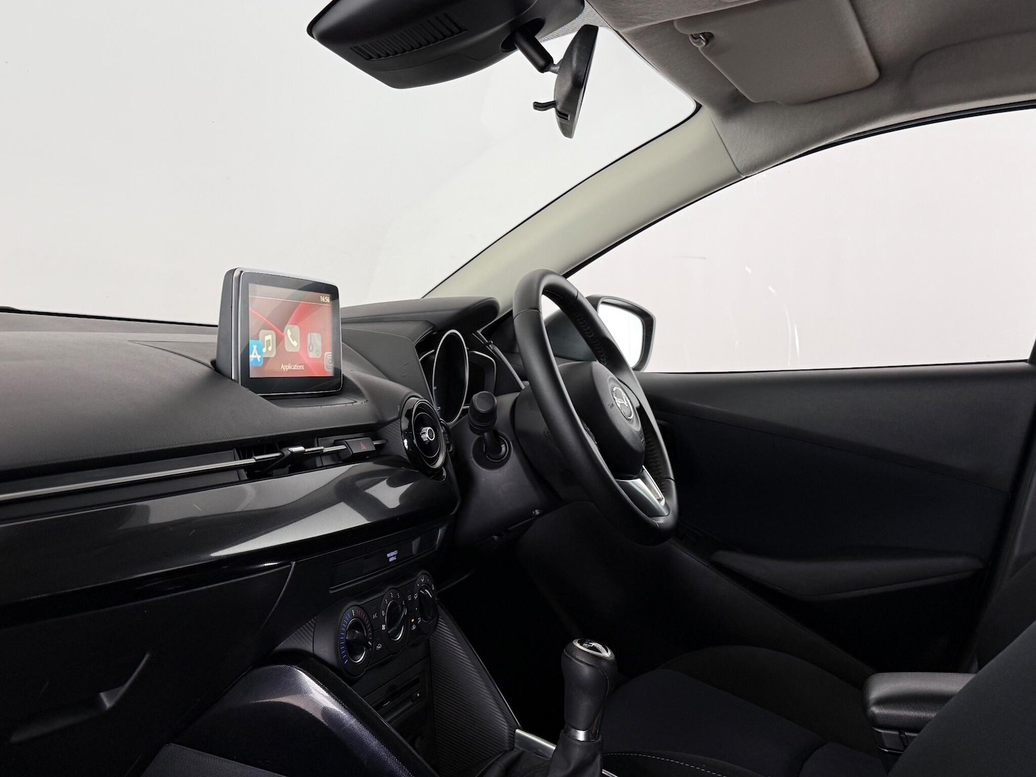 Used Mazda Mazda2 2016 for sale - 77246601: Photo 12