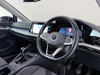 Used Volkswagen Golf 2022 for sale - 79026537: Photo
